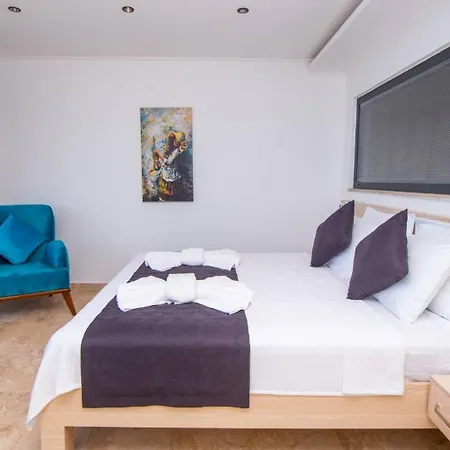 Villa 3 Bedroom Seaview 5765 Kalkan