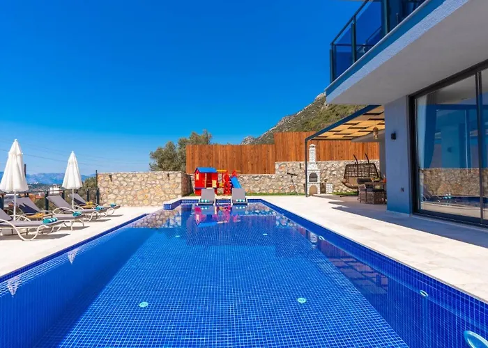 3 Bedroom Seaview 5765 别墅