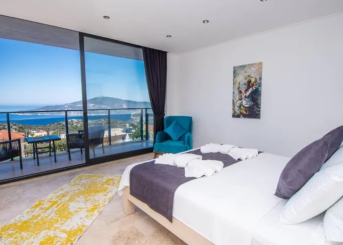 3 Bedroom Seaview 5765 别墅 *